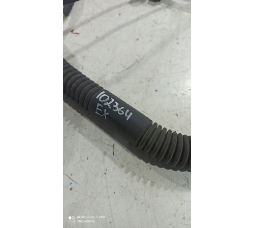 Электропроводка двери багажника