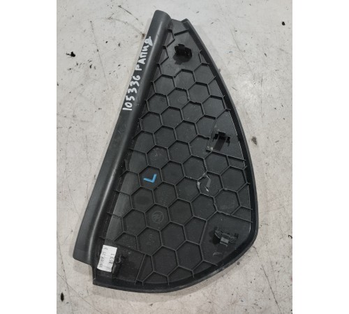 Накладка торпедо боковая(левая)