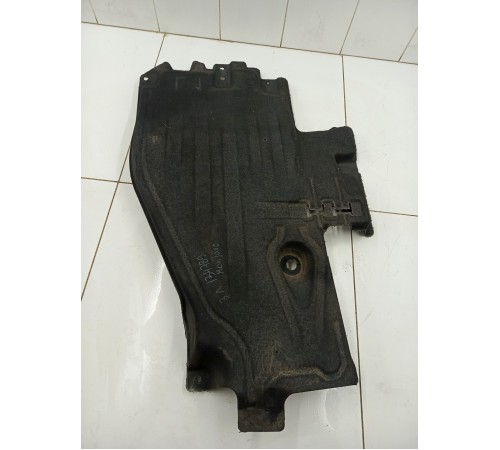 Защита днища антигравийная задняя левая