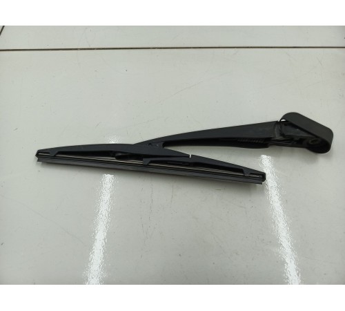 Поводок стеклоочистителя задний