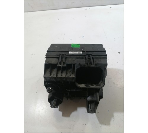 Блок предохранителей подкапотный в сборе