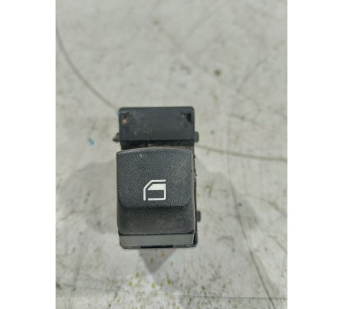 Кнопка стеклоподъемника передняя правая