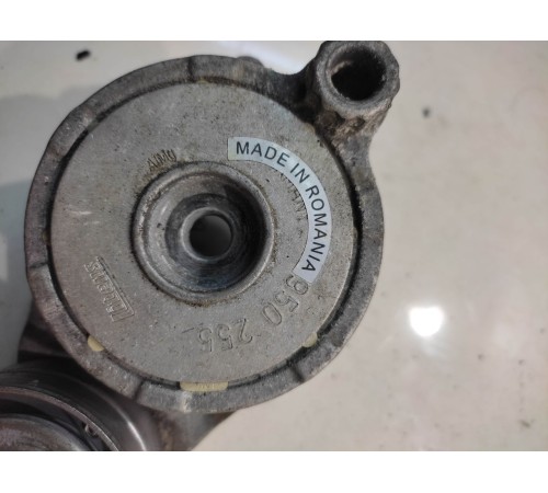 Ролик-натяжитель