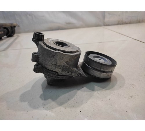 Ролик-натяжитель