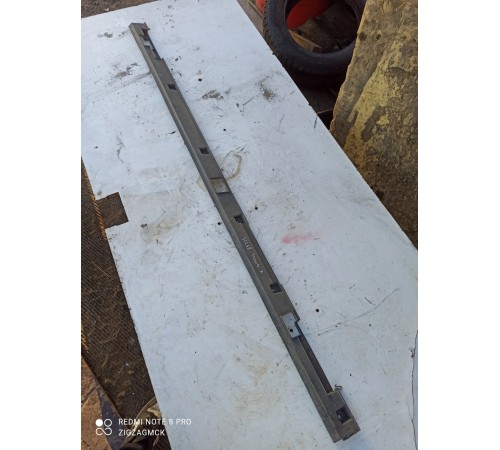 Накладка порога правая