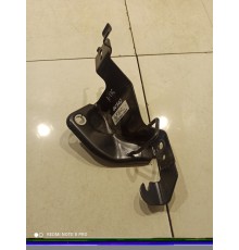 Кронштейн крепления сиденья(правый)