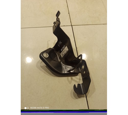 Кронштейн крепления сиденья(правый)