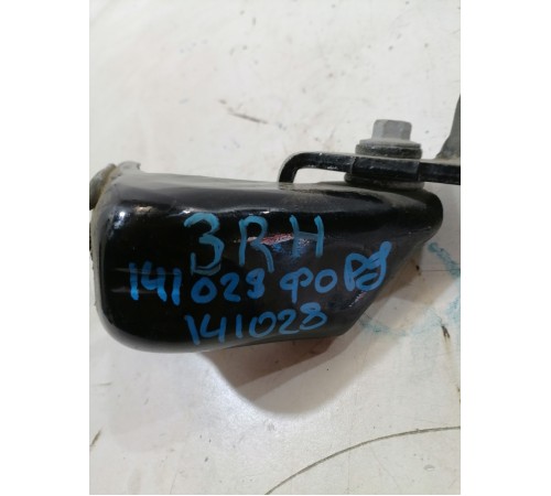 Петля двери задняя правая нижняя