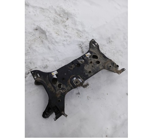 Балка подвески (подрамник) передняя