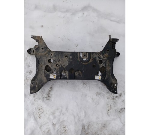 Балка подвески (подрамник) передняя