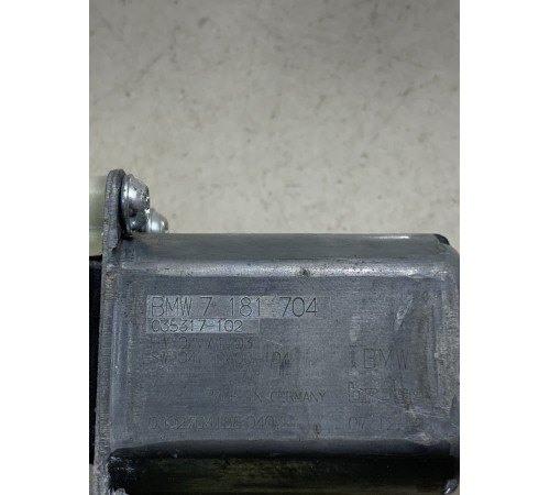 Моторчик стеклоподъемника (задний правый)