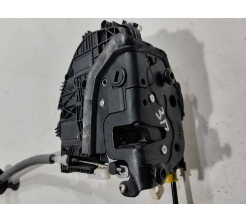 Замок двери (задний правый)