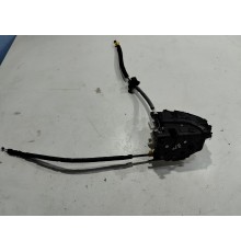 Замок двери (задний правый)