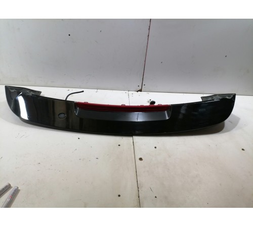 Спойлер двери крышки багажника