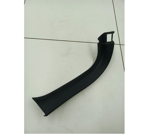 Обшивка крышки багажника левая