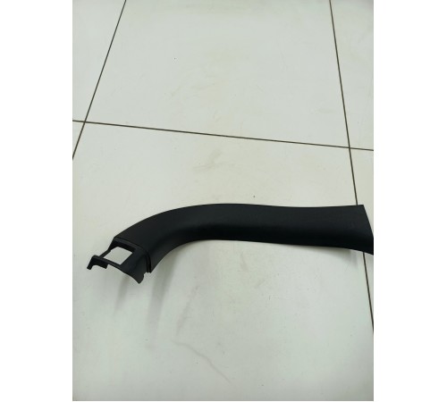 Обшивка крышки багажника левая