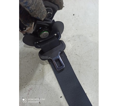 Ремень безопасности (задний правый)