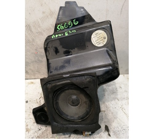 Динамик  полки задний левый