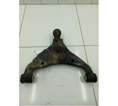 Рычаг подвески передний левый