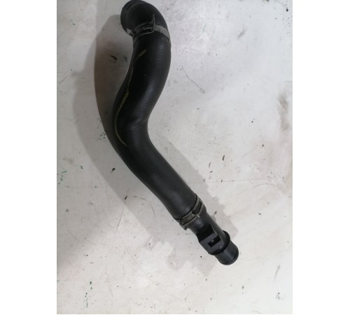 Патрубок охлаждения