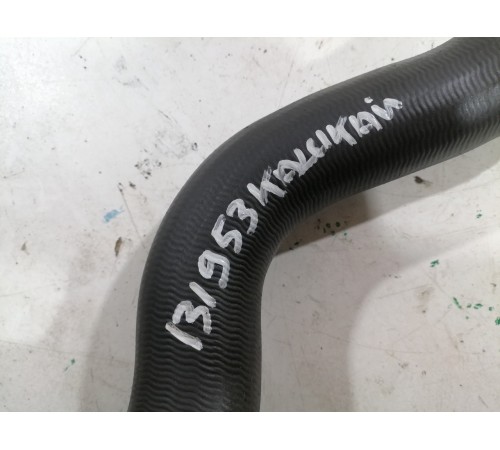 Патрубок охлаждения