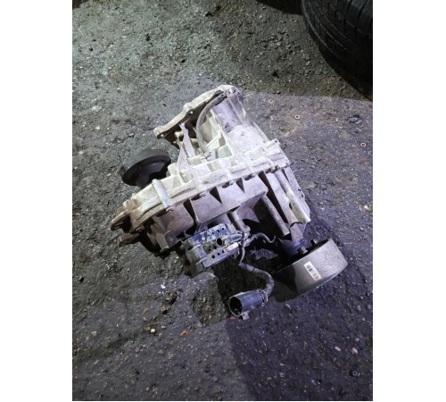 Раздаточная коробка (раздатка)