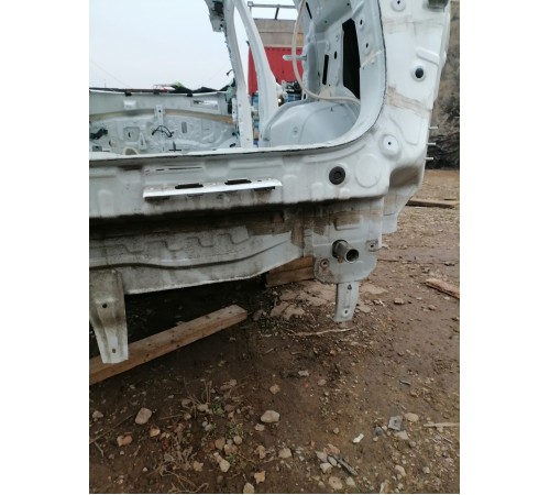 Задняя панель кузова