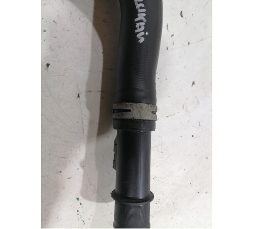 Патрубок охлаждения