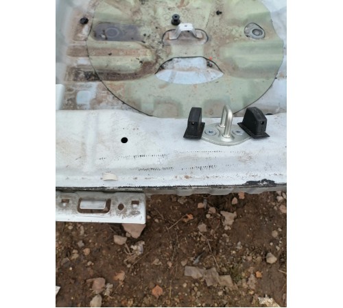 Задняя панель кузова