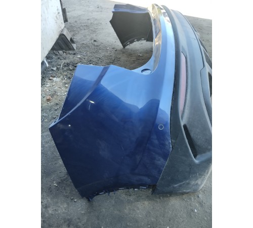 Бампер задний в сборе