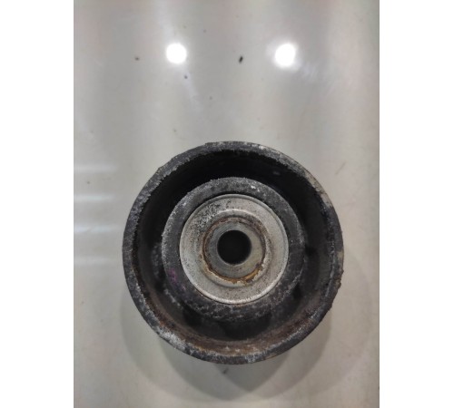 Ролик-натяжитель