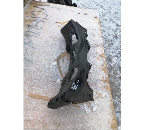 Балка подмоторная