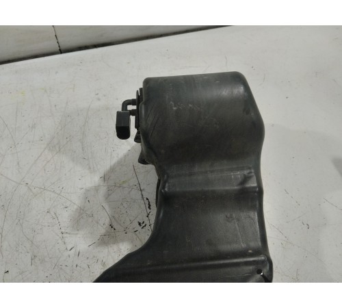 Бачок омывателя лобового стекла