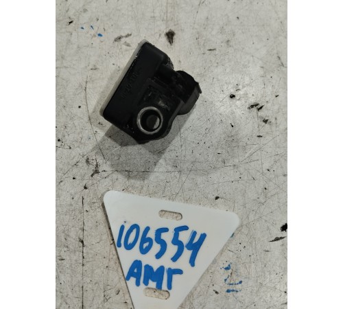 Датчик ускорения