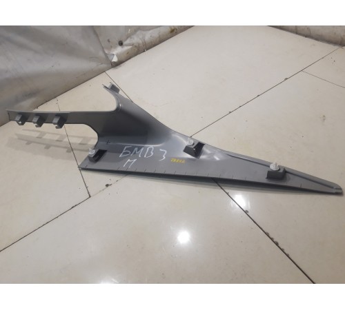 Накладка салона(задняя правая)