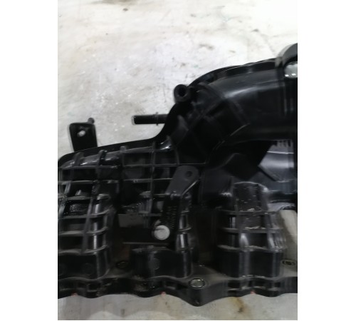 Впускной коллектор