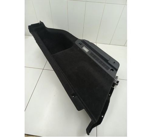 Обшивка багажника левая