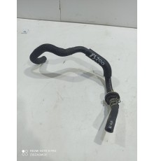 Патрубок системы охлаждения с клапаном