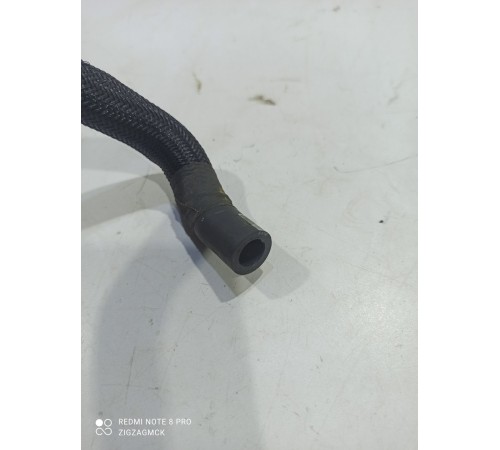 Патрубок системы охлаждения с клапаном