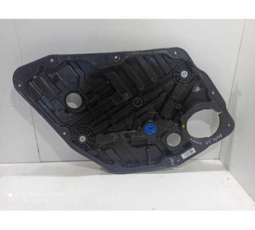 Стеклоподъёмник двери задний правый