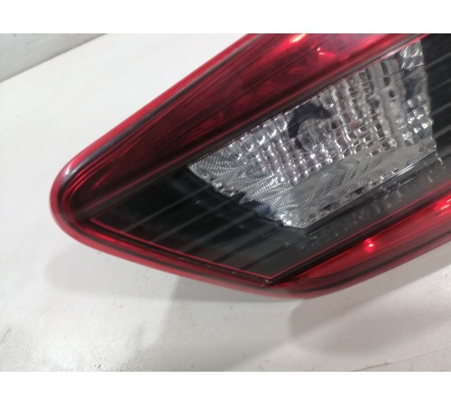 Фонарь задний правый внутренний