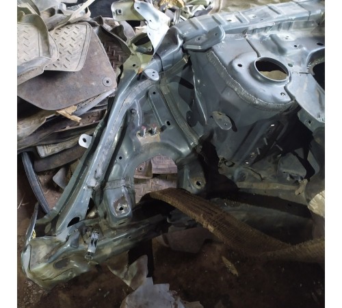 Лонжерон (передний, правый)