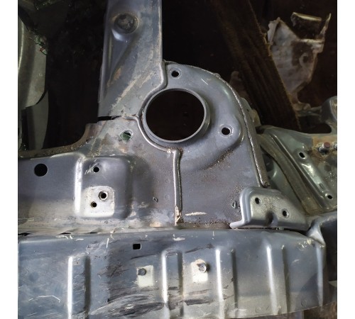 Лонжерон (передний, правый)