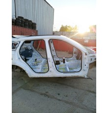 Порог со стойкой правый