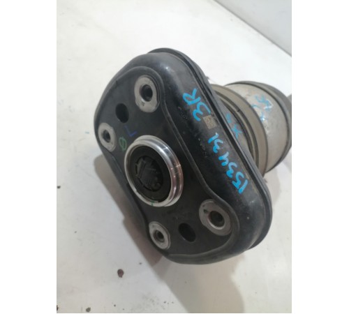 Амортизатор подвески задний правый в сборе