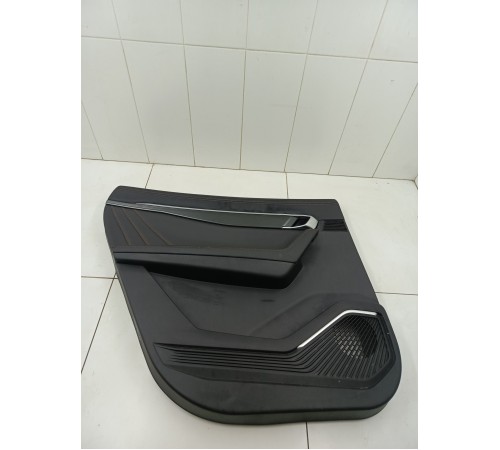 Обшивка двери задняя левая