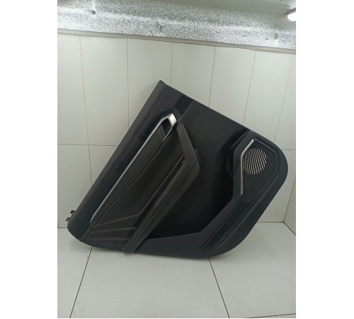 Обшивка двери задняя левая