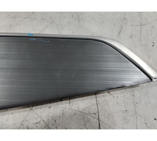 Накладка обшивки двери декоративная задняя левая