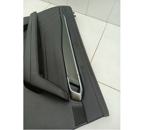 Обшивка двери задняя левая