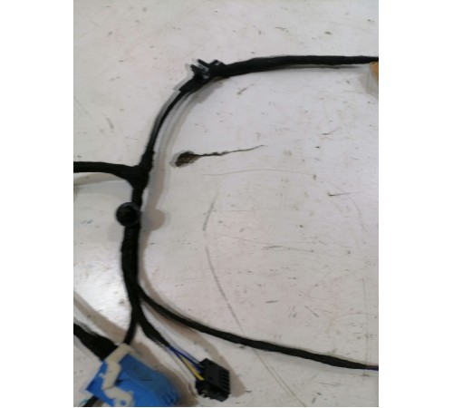 Электропроводка двери